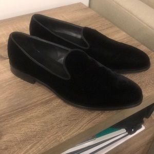 Suit Supply Velvet Tuxedo shoes.